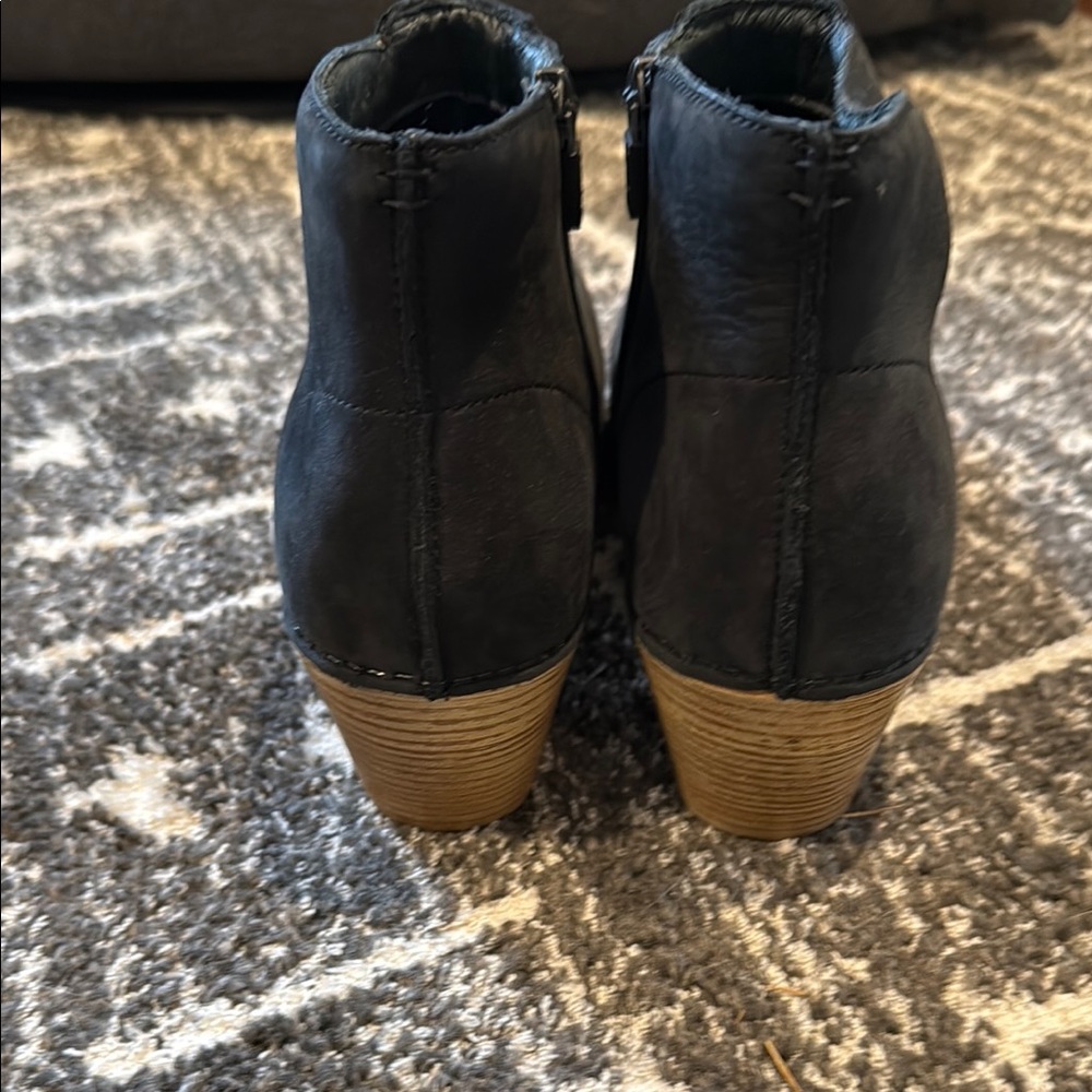 Dansko Black Ankle Boots with Wooden Heel 39 - Picture 4 of 5